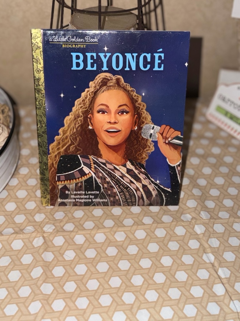 Little Golden Book Biography - Beyoncé
